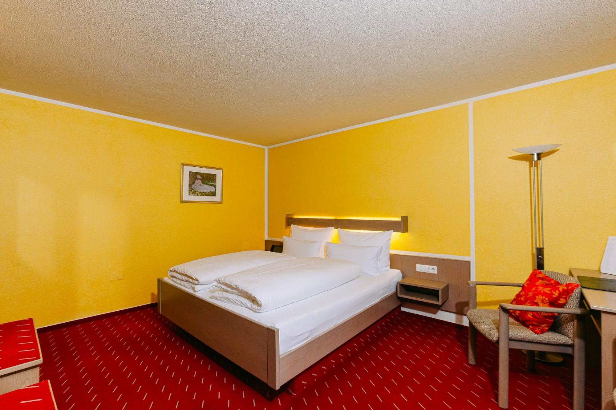 Hotel Restaurant Krone Sulzbach am Kocher ภายนอก รูปภาพ